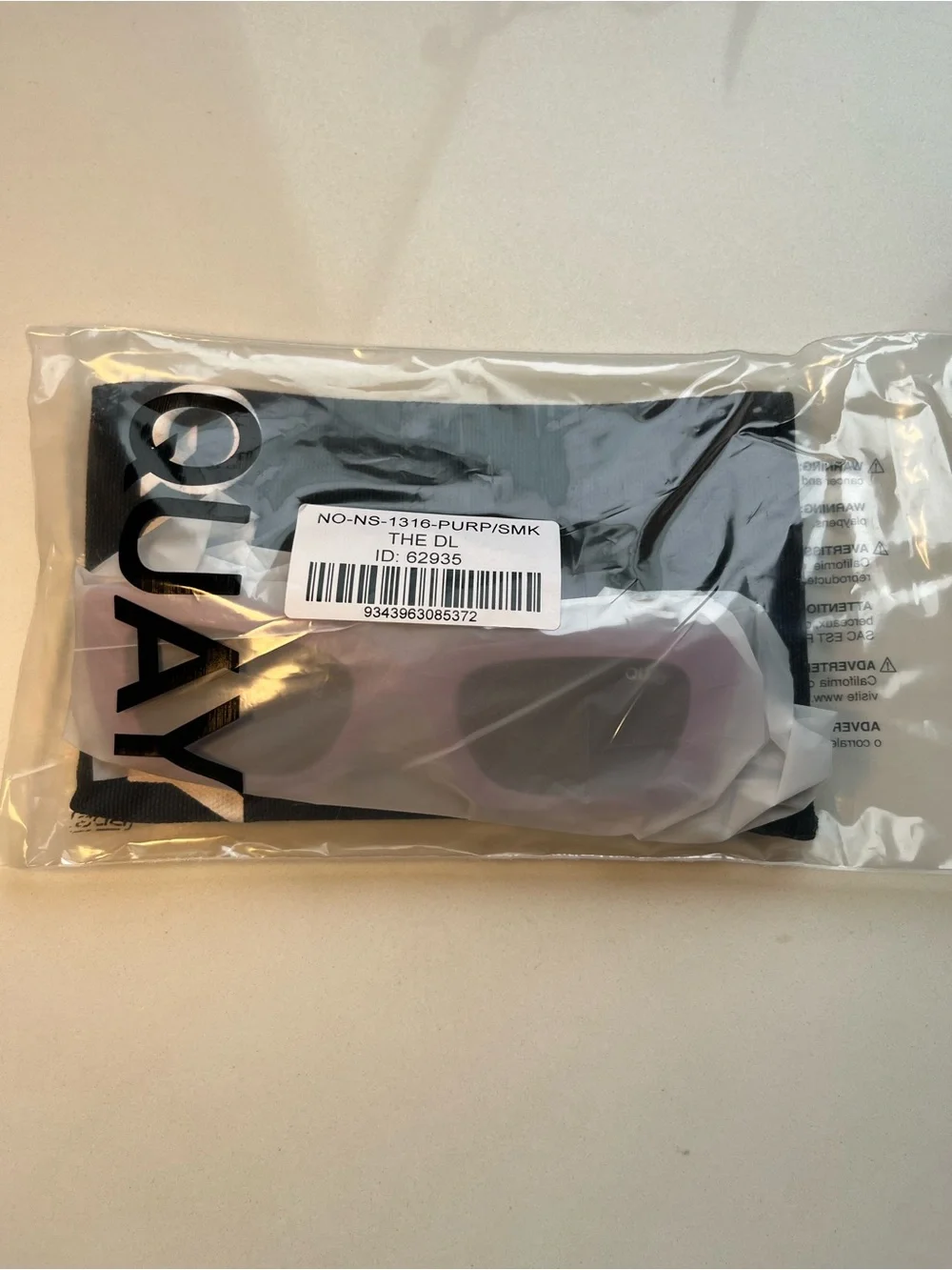 QUAY The DL sunglasses -  Pastel Purple Lilac frame / smoke lens - NWT